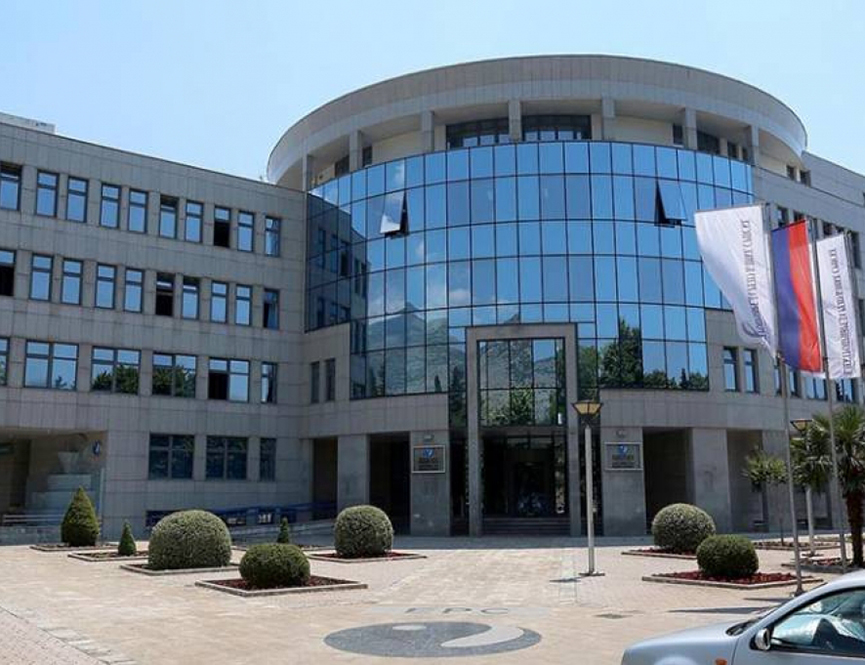 ТРЕБИЊЕ, 19. НОВЕМБРА /СРНА/ - Предузеће "Електропривреда Републике Српске" одбацило је данас све инсинуације о повећању цијена електричне енергије, које за грађане остају непромијењене.