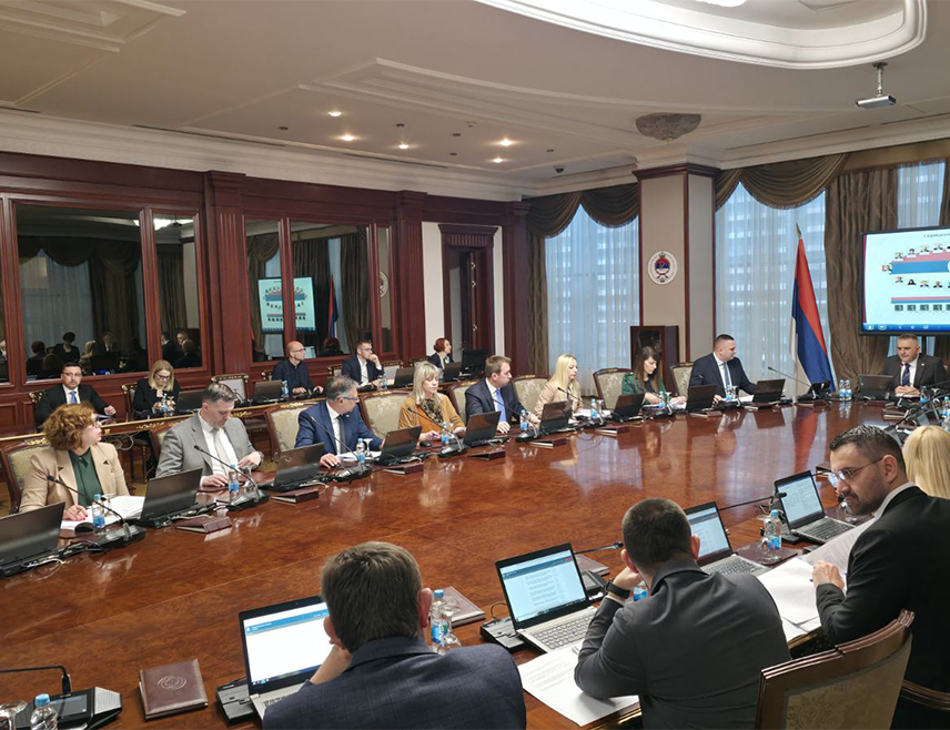 БАЊАЛУКА, 19. НОВЕМБРА /СРНА/ - Влада Републике Српске дала је сагласност за реализацију пројекта изградње магистралног гасовода Шепак-Нови Град који подразумијева и прикључне гасовода према општинама и градовима које су на траси.