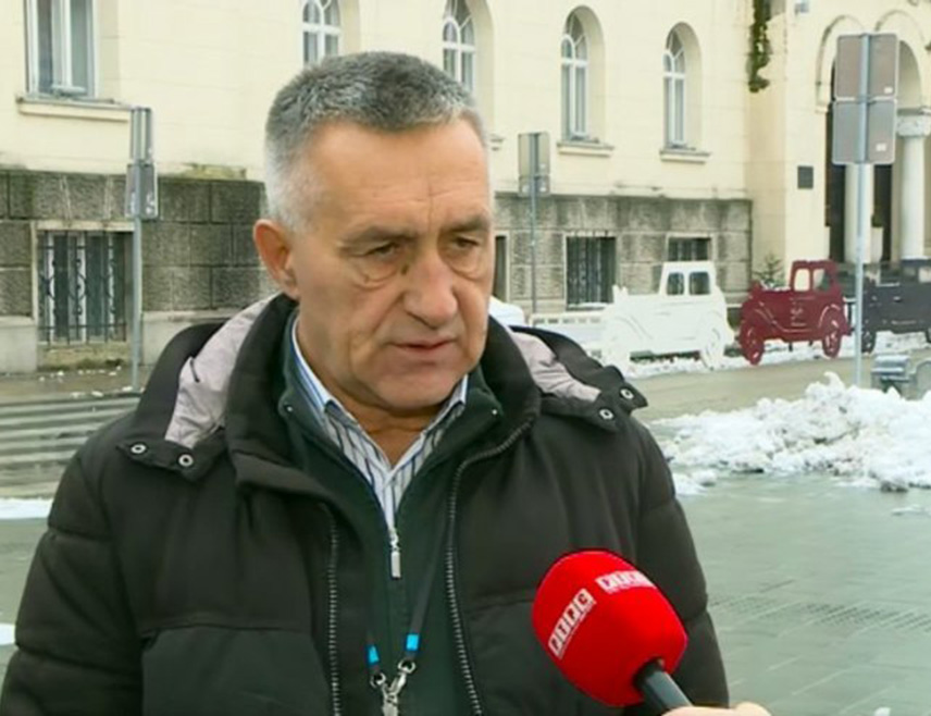 БАЊАЛУКА, 23. НОВЕМБРА /СРНА/ - На подручју Бањалуке до 11.00 часова на пријевременим предсједничким изборима у Републици Српској гласало је 11,61 одсто бирача, што је за око осам одсто мање у односу на изборе 2022. године, рекао је Срни предсједник Градске изборне комисије /ГИК/ Дубравко Малинић.