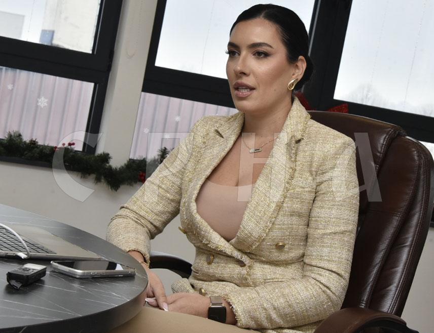 БАЊАЛУКА, 24. НОВЕМБРА /СРНА/ - Завршена је санација писте на Аеродрому Бањалука, за коју је Влада Републике Српске издвојила милион КМ, а која ће допринијети безбједном ваздушном саобраћају, изјавила је Срни директор Аеродрома Валентина Кецман.