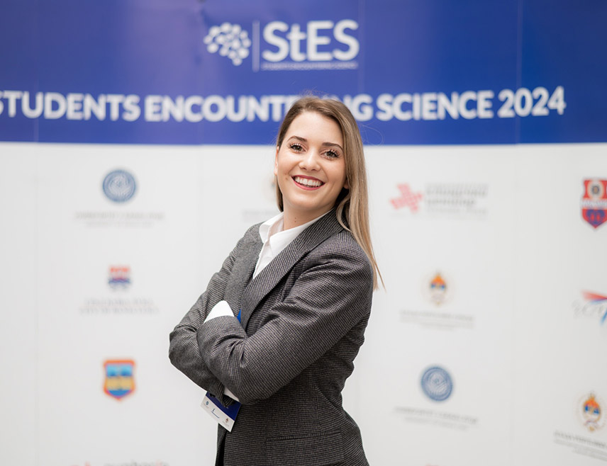 БАЊАЛУКА, 25. НОВЕМБРА /СРНА/ - Мултидисциплинарни научно-стручни скуп са међународним учешћем "Студенти у сусрет науци" биће отворен у четвртак, 27. новембра, а за учешће је пријављено 108 аутора са 81 радом, изјавила је Срни предсједник Студентског парламента Универзитета у Бањалуци Ана Сибинчић.