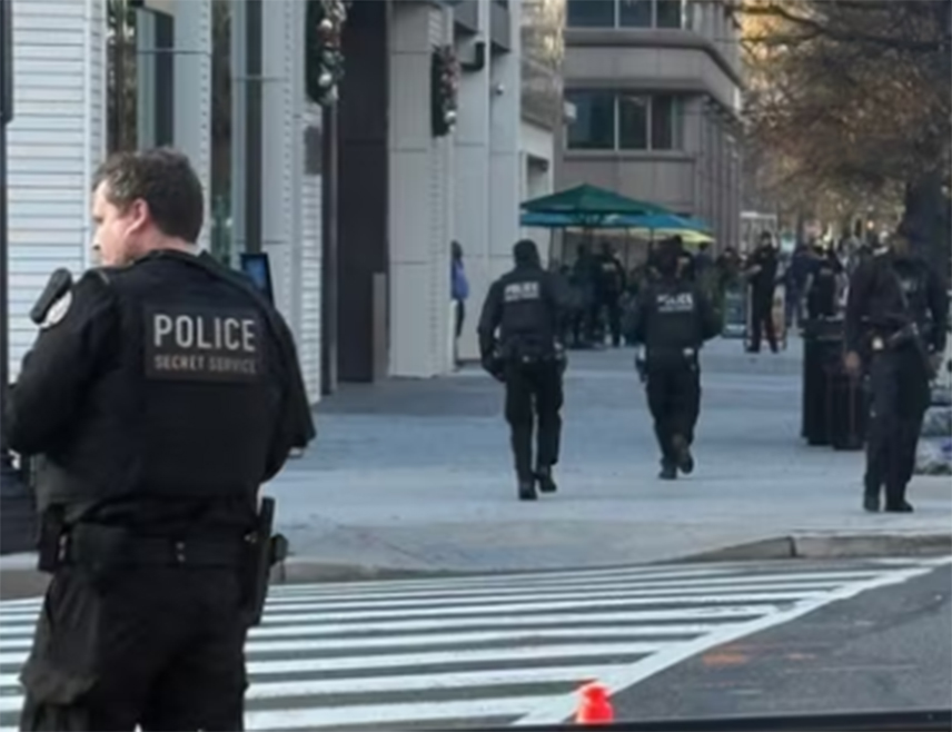 ВАШИНГТОН, 26. НОВЕМБРА /СРНА-Ројтерс/ - Два припадника Националне гарде упуцана су у Вашингтону, саопштила је амерички секретар за унутрашњу безбједност Кристи Ноем.