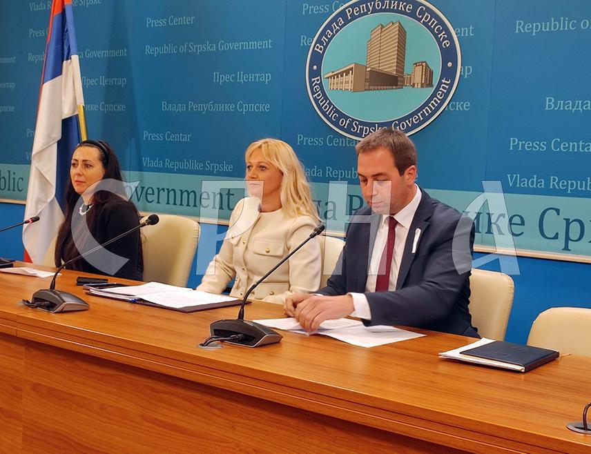 BANJA LUKA, NOVEMBER 28 /SRNA/ - Republika Srpska Justice Minister Goran Selak expects the Constitutional Court of BiH to declare itself non-competent regarding the appeal concerning the assessment of the constitutionality of the election of the Republika Srpska Government, because it has no such competence.