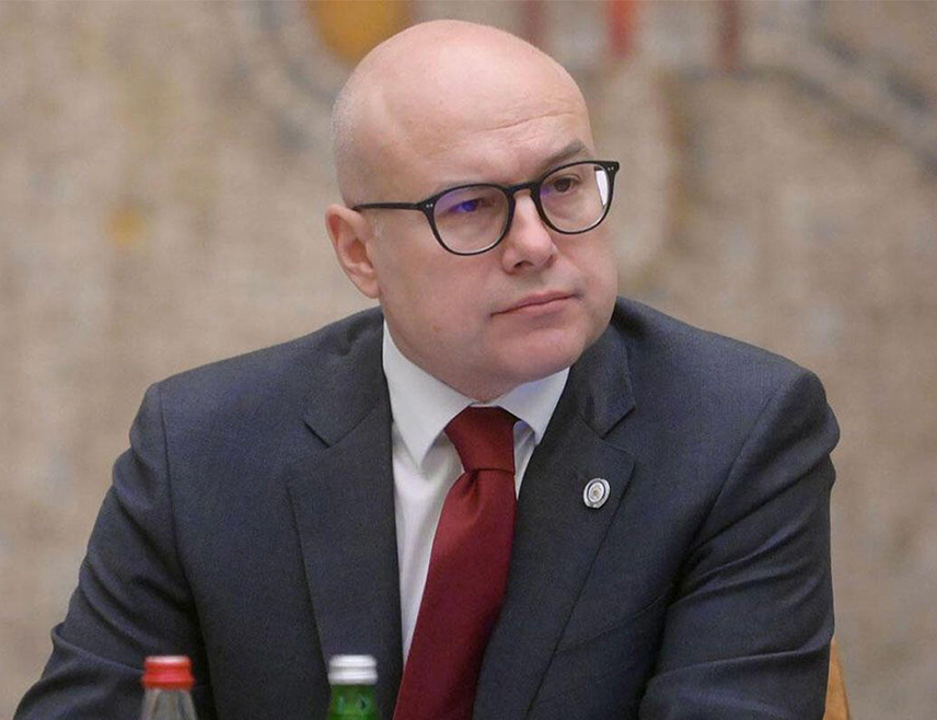 БЕОГРАД, 1. ДЕЦЕМБРА /СРНА/ - Предсједник СНС-а Милош Вучевић захвалио је предсједнику СНСД-а Милораду Додику за честитке поводом побједе те странке на локалним изборима у три општине и изразио увјерење да ће се још многим побједама заједно радовати с обје стране Дрине.