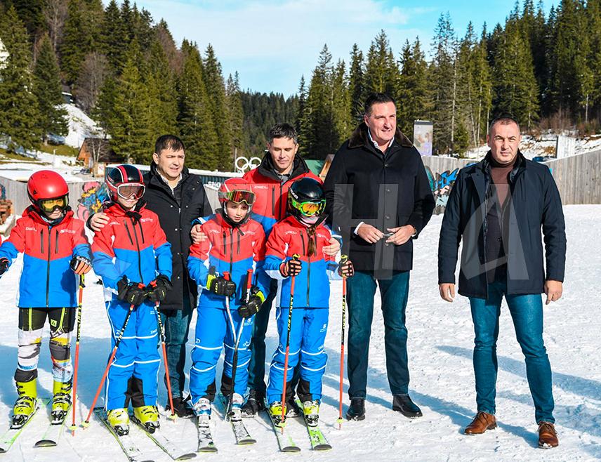 JAHORINA, DECEMBER 2 /SRNA/ - The winter tourist season officially began today on Mount Jahorina, featuring numerous attractions and a diverse entertainment program.
