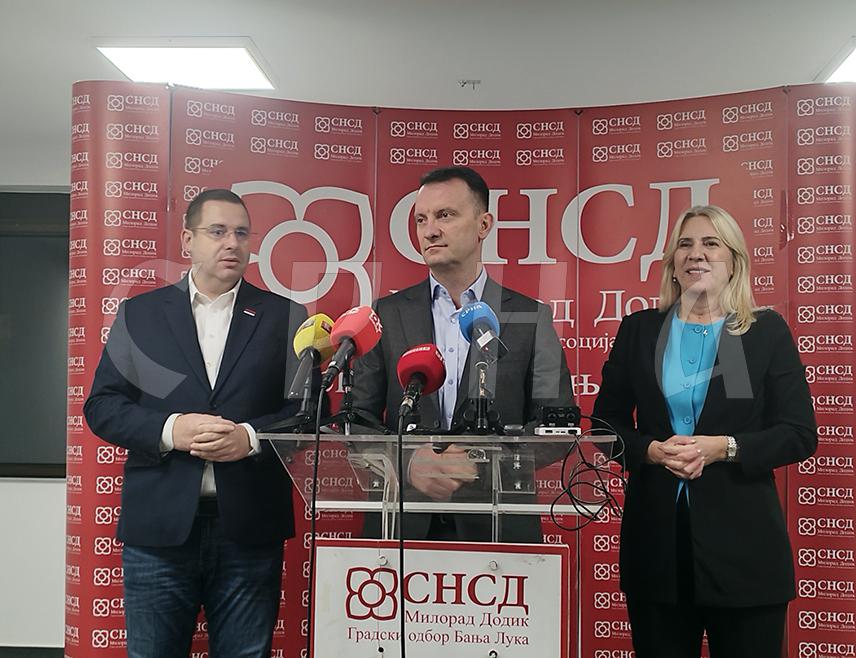 BANJA LUKA, December 2 /SRNA/ - Goran Maričić, Acting President of the SNSD City Board in Banja Luka, condemned the actions of Mayor Draško Stanivuković, who blocked the offices of the President of the City Assembly, and called for regular Assembly sessions to be held.