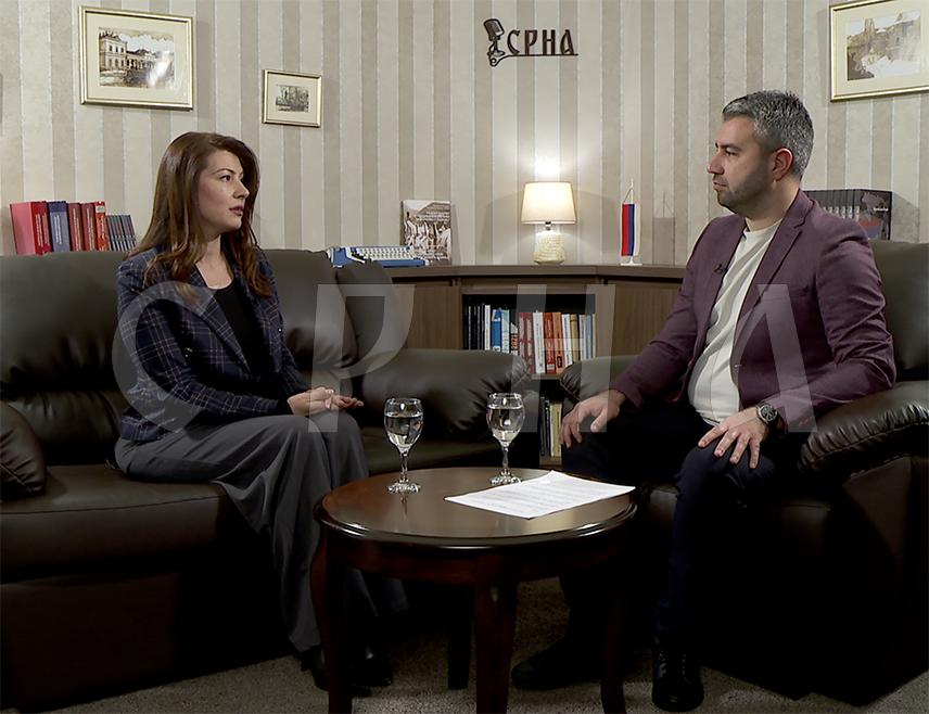 БАЊАЛУКА, 6. ДЕЦЕМБРА /СРНА/ - Министар пољопривреде, шумарства и водопривреде Републике Српске Анђелка Кузмић изјавила је да је јесењом сјетвом обухваћено 66.000 хектара земљишта и да је и ове године пшеница доминантна култура.