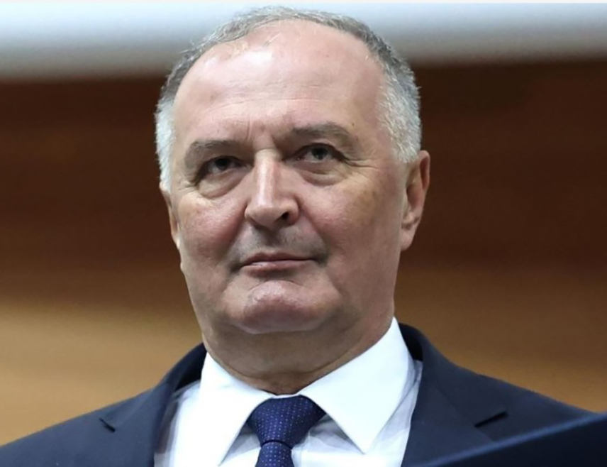 ZAGREB, DECEMBER 5 /SRNA/ – Croatian Parliament member Nikola Grmoja has called on state institutions to ban Zukan Helez, the Minister of Defence in the Council of Ministers of BiH, from entering Croatia due to hate speech against Croats.