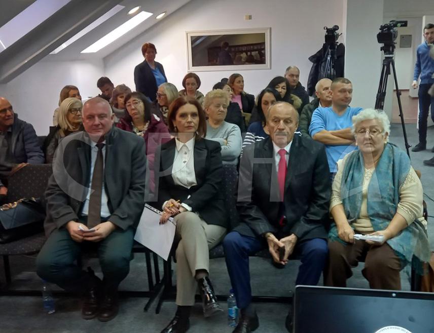 БАЊАЛУКА, 9. ДЕЦЕМБРА /СРНА/ - Најхуманије и најважније питање преостало из протеклог Одбрамбено-отаџбинског рата јесте питање проналазка 1.616 несталих српских бораца и цивила, изјавила је предсједник Републичке организације породица заробљених и погинулих бораца и несталих цивила Исидора Граорац.