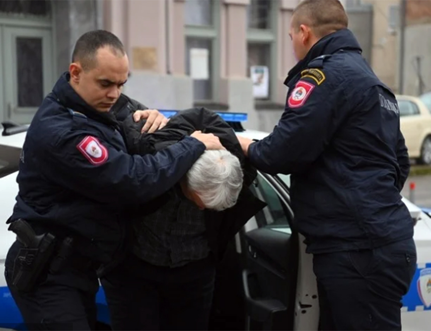 БИЈЕЉИНА, 10. ДЕЦЕМБРА /СРНА/ - Основни суд у Бијељини одредио је једномјесечни притвор осумњиченом педофилу из Бањалуке чији су иницијали С.М, саопштено је из бијељинског Окружног јавног тужилаштва.