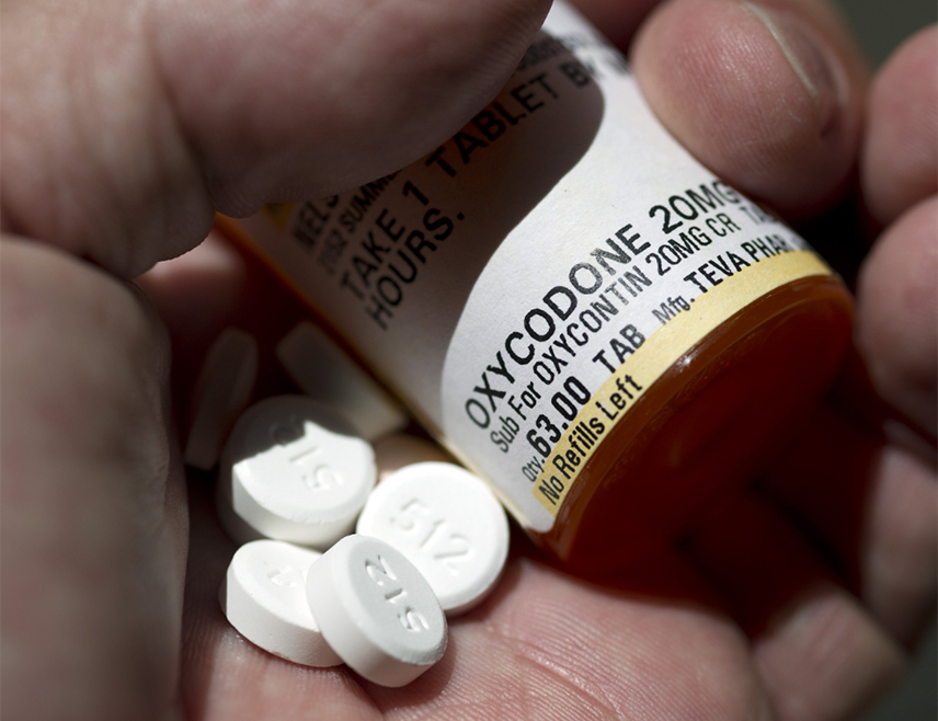 АМСTЕРДАМ, 13. ДЕЦЕМБРА /СРНА/ - Лажни лијек "оксикодон" који се продавао на интернету усмртио је најмање 13 људи у Холандији и изазвао десетине тешких тровања, показала је истрага коју је спровела болница "Ерасмус МЦ".