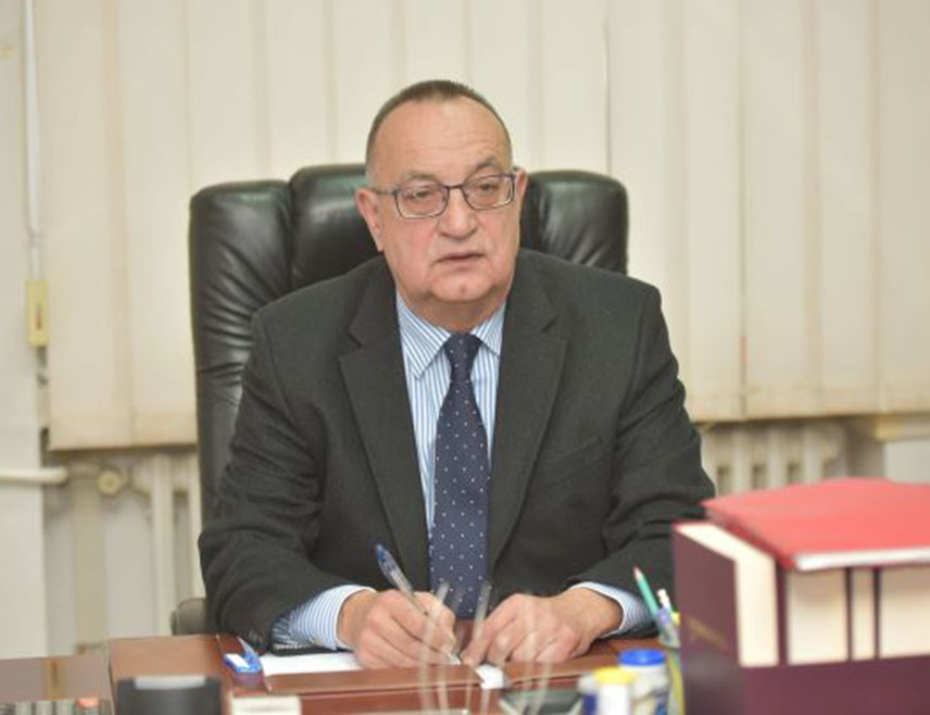 БАЊАЛУКА, 14. ДЕЦЕМБРА /СРНА/ - Вршилац дужности директора Републичког секретаријата за вјере Драган Давидовић упутио је честитку поводом јеврејског празника Ханука наводећи да се Јевреји, славећи овај празник свјетлости присјећају храбрих предака који су јеврејском народу даровали слободу.