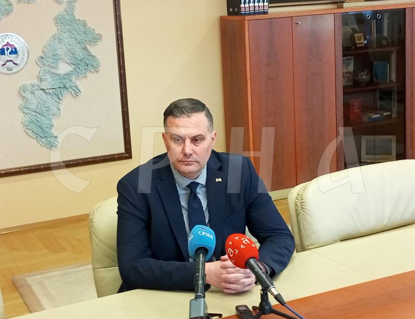 BANJA LUKA, December 15 /SRNA/ - Republika Srpska Minister for Spatial Planning, Construction and Ecology Bojan Vipotnik said it was expected that the Croatian Parliament would adopt the Law on the Construction of a Radioactive Waste Management Centre at Trgovska Gora, stressing that Srpska is not discouraged and will continue to work, with well-grounded arguments, to prevent this intention.