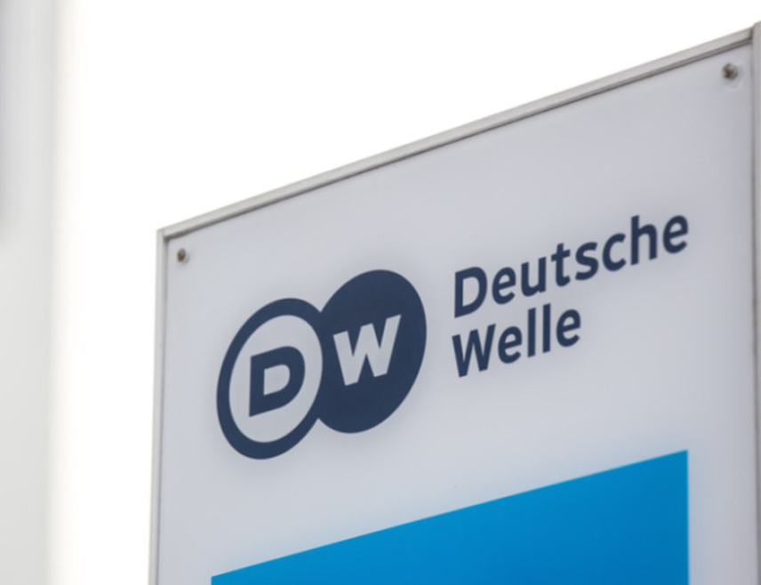 МОСКВА, 16. ДЕЦЕМБРА /СРНА - РИА Новости/ - Њемачка медијска корпорација "Дојче веле" проглашена је непожељном у Русији, саопштено је из руског Министарства правде.
