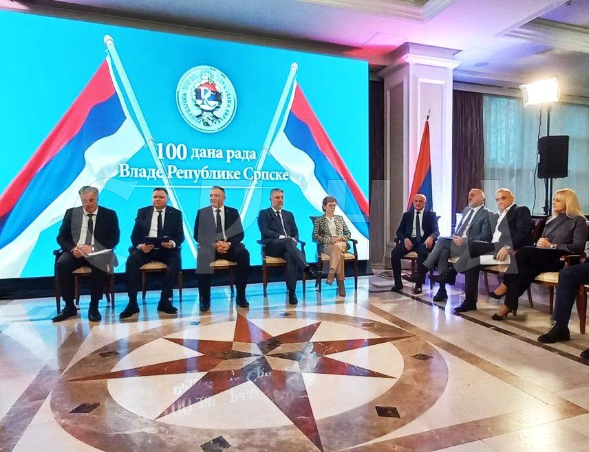 BANJA LUKA, December 17 /SRNA/ - Prime Minister of Republika Srpska Savo Minić said that there is an obligation toward the citizens to resolve the air pollution problem in Banja Luka, but stressed that this must not be approached irrationally, rather in a systemic manner.