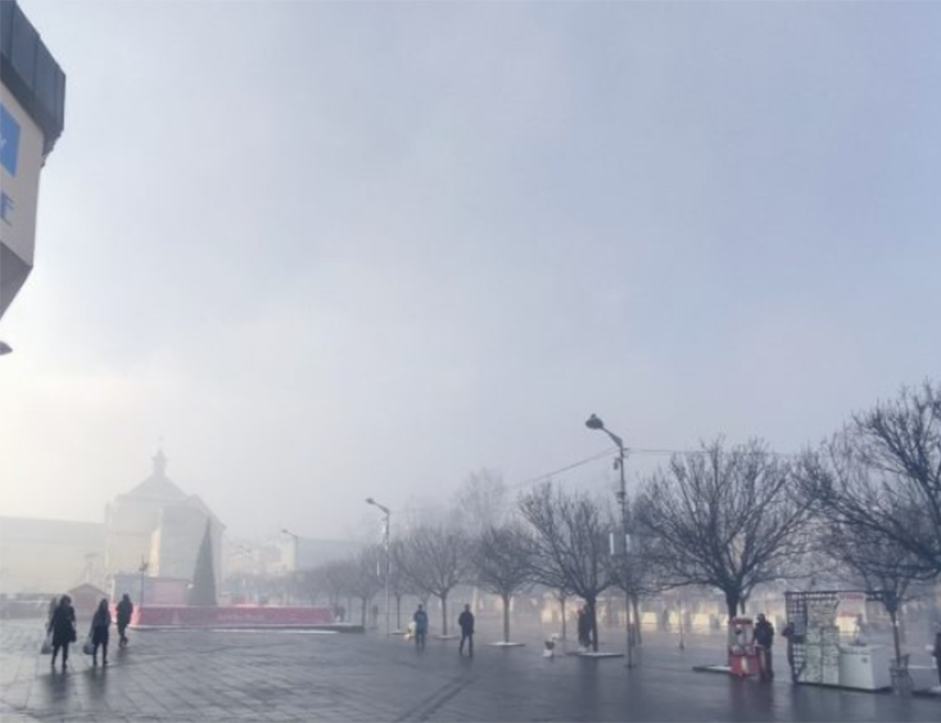 САРАЈЕВО, 19. ДЕЦЕМБРА /СРНА/ - У Бањалуци је ваздух јутрос опасан по здравље, објављено је на интернет страници "Зрак.еко-акција".