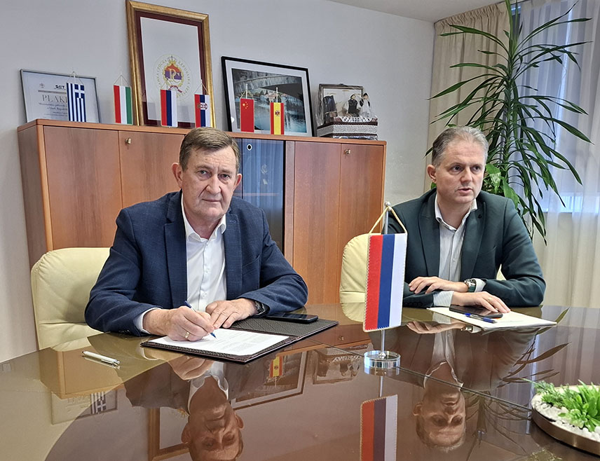 BANJA LUKA, DECEMBER 22 /SRNA/ – A Memorandum of Understanding has been signed in Banja Luka between the Republika Srpska Ministry of Economy and Entrepreneurship and the company Aktiv Israel Akril Industries, which plans to build a factory worth EUR 4 million and employ up to 160 workers.