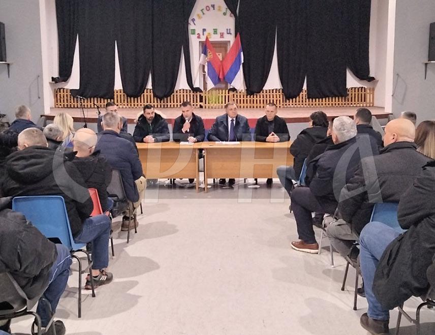 БАЊАЛУКА, 22. ДЕЦЕМБРА /СРНА/ - Предсједник СНСД-а Милорад Додик изјавио је вечерас да је изградња вртића стратешки важна за Републику Српску и да ће за те намјене у наредној години бити издвојено 30 милиона КМ.