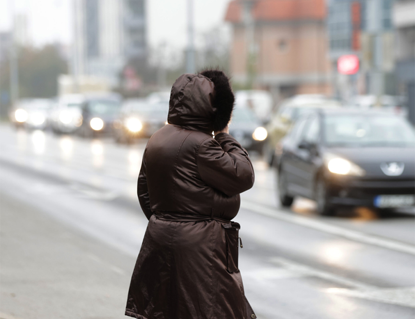 БИЈЕЉИНА, 26. ДЕЦЕМБРА /СРНА/ - У Републици Српској и Федерацији БиХ /ФБиХ/ данас ће бити хладно, облачно и углавном суво, саопшено је из Републичког хидрометеоролошког завода.