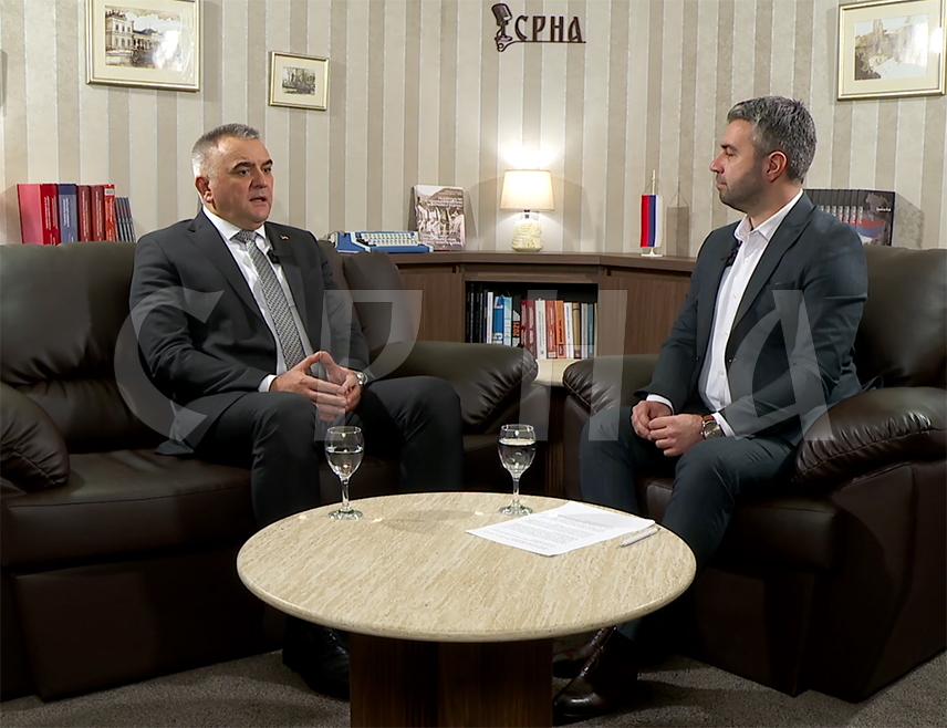 BANJA LUKA, DECEMBER 27 /SRNA/ – Republika Srpska Prime Savo Minić told SRNA that BiH is a system that does not function, which, he said, could also be proven by the example of opening the border crossing in Gradiška, when one person blocked the start of operations at a facility that benefits everyone in BiH.