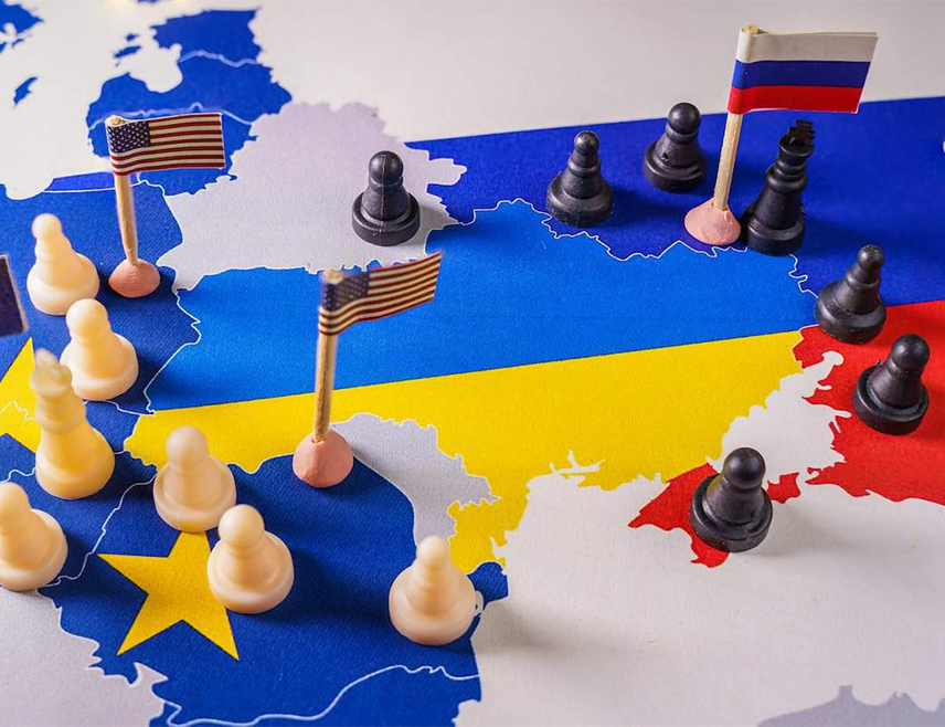 ЖЕНЕВА, 27. ДЕЦЕМБРА /СРНА/ - Вијековима су западне нације користиле фалсификоване документе да би оправдале нападе на Русију и елиминисале импозантног ривала, рекао је швајцарски политичар, новинар, писац и посланик кантоналног парламента Женеве Ги Метан.