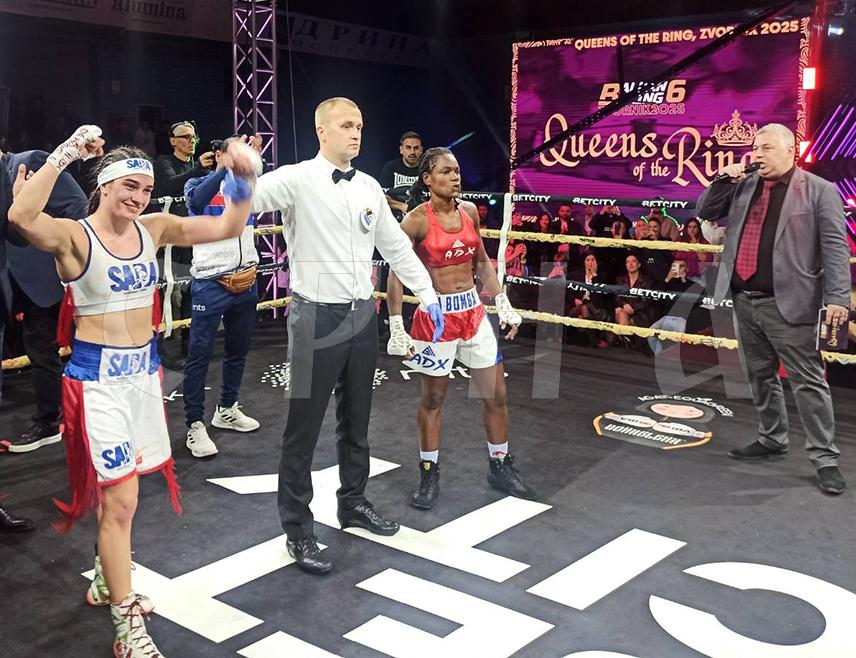 ЗВОРНИК, 27. ДЕЦЕМБРА /СРНА/ - Побједа Саре Ћирковић вечерас у Зворнику винула је ову српску боксерку међу десет најбољих на свијету на ранг листи професионалног бокса у њеној категорији, рекао је Сарин тренер Мирко Ждрало.