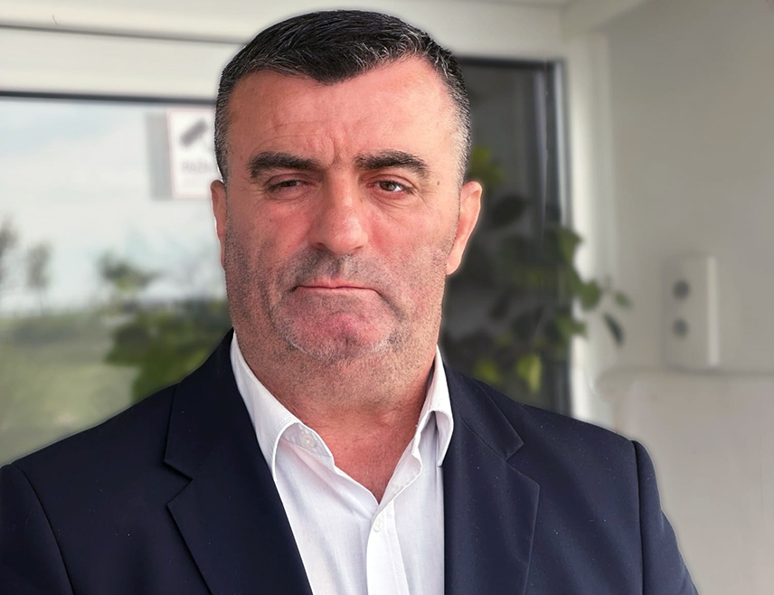 VLASENICA, DECEMBER 28 /SRNA/ – The Central Election Commission /CEC/ of BiH wants to re-write the results of the snap presidential elections in Republika Srpska according to its own will, which is why it decided to repeat the elections at certain polling stations, Miroslav Kraljević, Vlasenica Municipality Mayor, told SRNA.