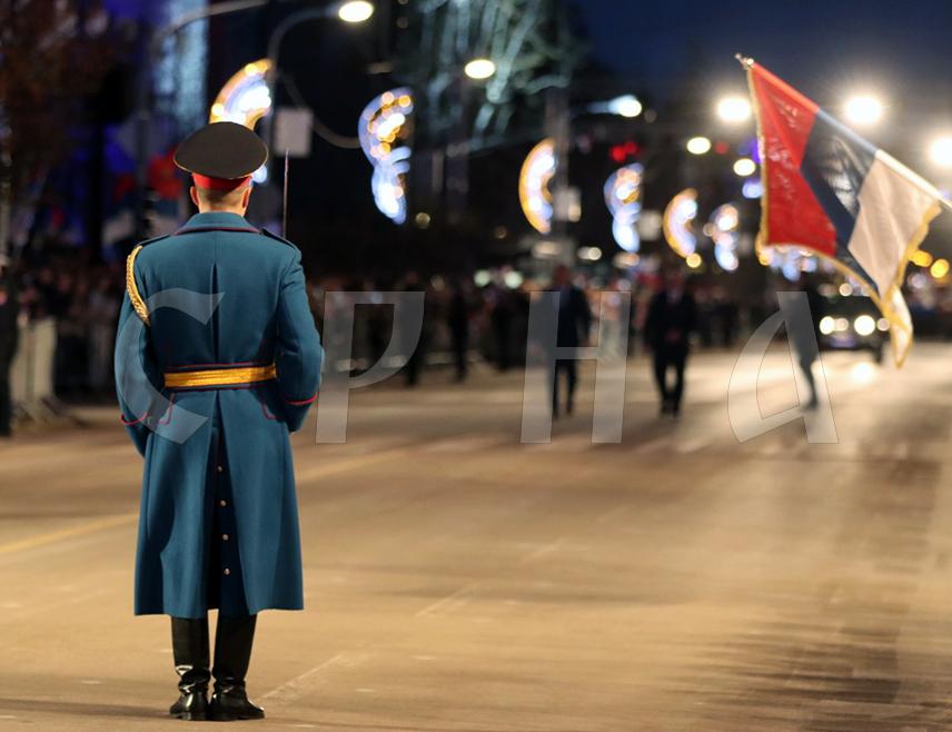 БАЊАЛУКА, 4. ЈАНУАРА /СРНА/ - Почасни предсједник Асоцијације "Ствараоци Републике Српске" Божидар Вучуревић изјавио је Срни да је формирање Српске велики подвиг и највеће добро Срба на овим просторима које се мора чувати, славити и поштовати.