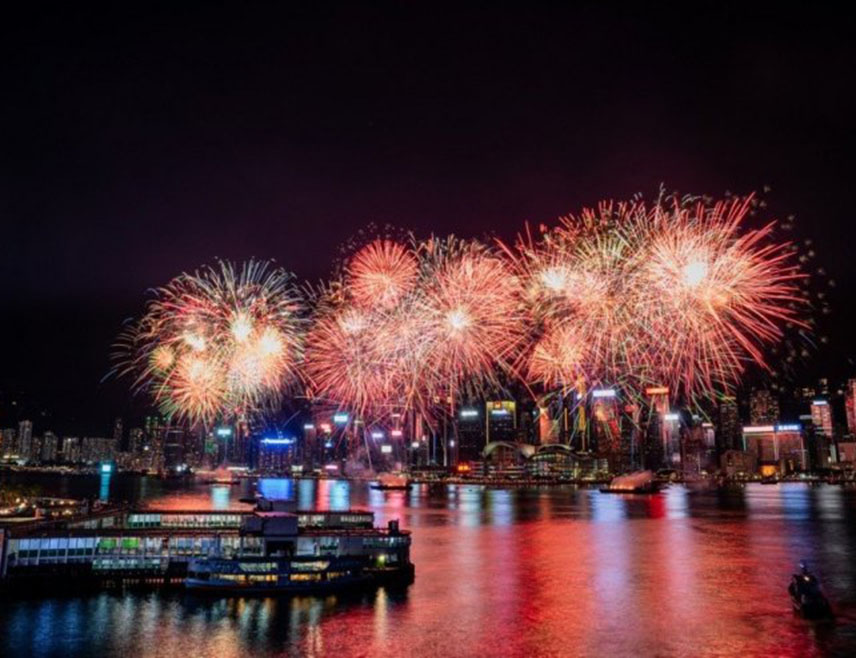 ПЕКИНГ, 31. ДЕЦЕМБРА /СРНА/ - Кина, Малезија и Филипини дочекали су нову 2026. годину уз раскошне ватромете у главним градовима, преноси Би-Би-Си.