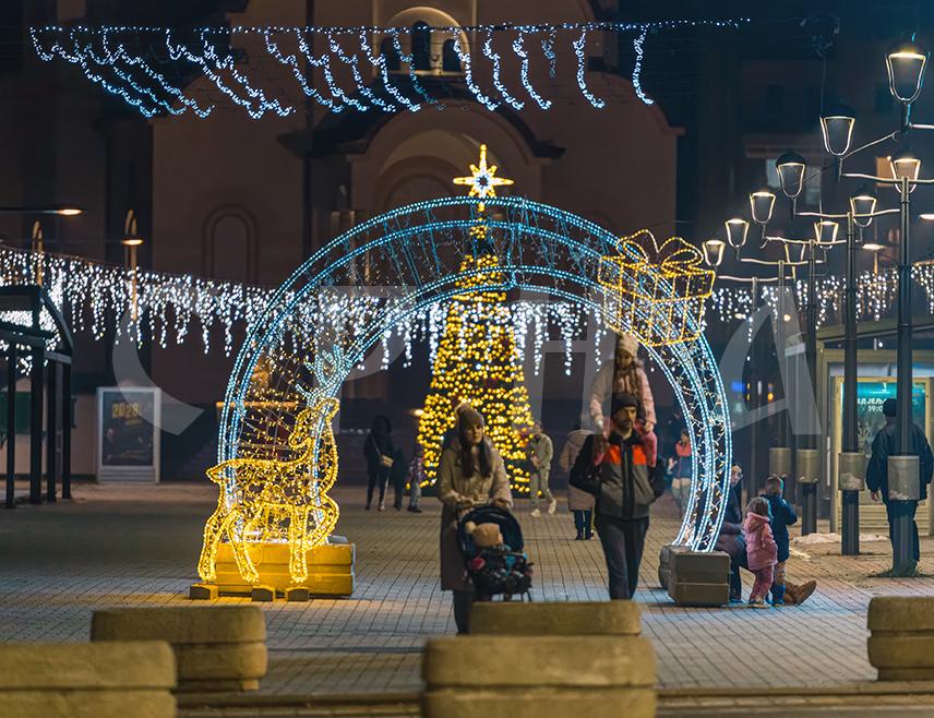БАЊАЛУКА, 1. ЈАНУАРА /СРНА/ - Нова година носи снажну симболику новог почетка, она је симбол наде, али је људима често и извор притиска да морају нешто промијенити, рекла је Срни психолог Маја Савановић Зорић.