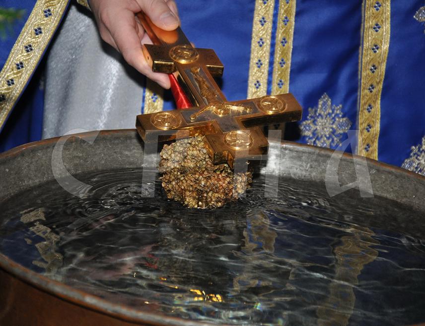 ПРИЈЕДОР, 5. ЈАНУАРА /СРНА/ - Пријаве за пливање за Часни крст у Приједору отворене су од данас до 14. јануара, одлучено је на првој сједници Организационог одбора богојављенске литије.