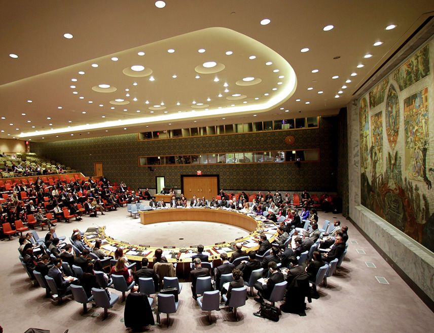 ЊУЈОРК, 5. ЈАНУАРА /СРНА/ - Кина и Русија данас су на хитној сједници Савјета безбједности УН оштро осудиле америчку војну акцију у Венецуели док су Сједињене Државе браниле своје поступке као легитимну операцију провођења закона.