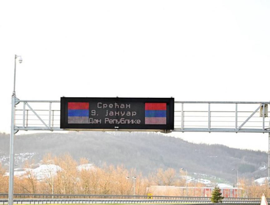 БАЊАЛУКА, 10. ЈАНУАРА /СРНА/ - Из предузећа "Аутопутеви Републике Српске" одбацују тврдње шефа Клуба посланика ПДП-а у Народној скупштини Републике Српске Игора Црнатка да му је 9. јануара наплаћена путарина на ауто-путевима.