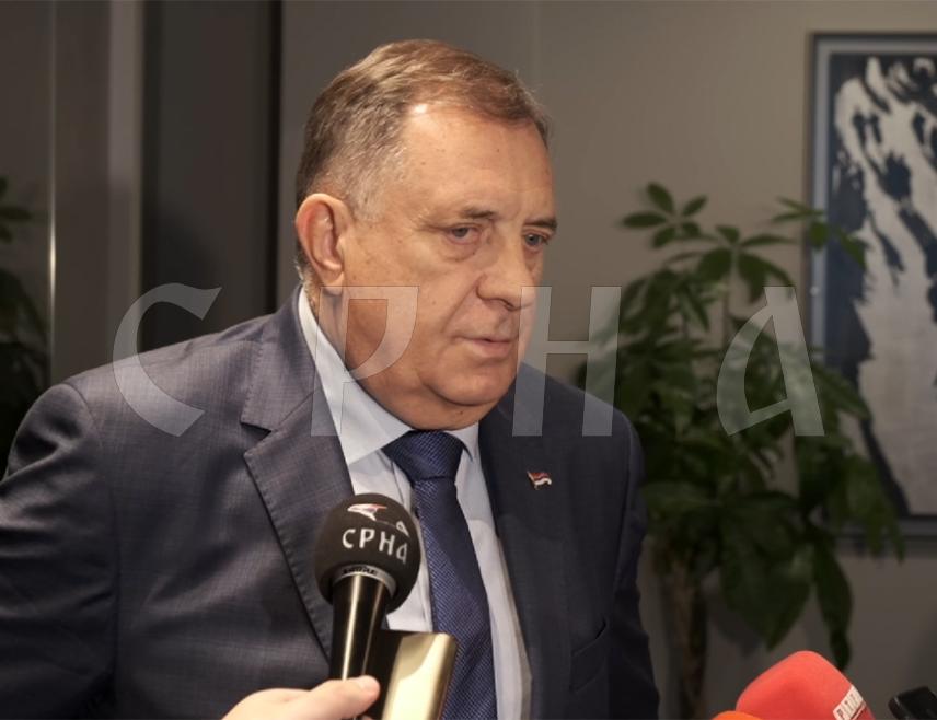 BANJA LUKA, JANUARY 15 /SRNA/ – SNSD Leader Milorad Dodik says that anyone who expected Sarajevo's attempts to dominate Republika Srpska to be watched silently and with folded arms was gravely mistaken.