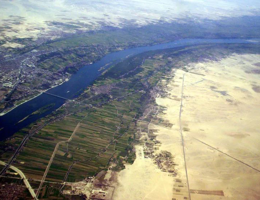 ВАШИНГTОН, 17. ЈАНУАРА /СРНА/ - Амерички предсједник Доналд Tрамп понудио је предсједнику Египта Абделу Фатаху ел Сисију да Сједињене Државе посредују у спору између Египта и Етиопије око воде из ријеке Нил.