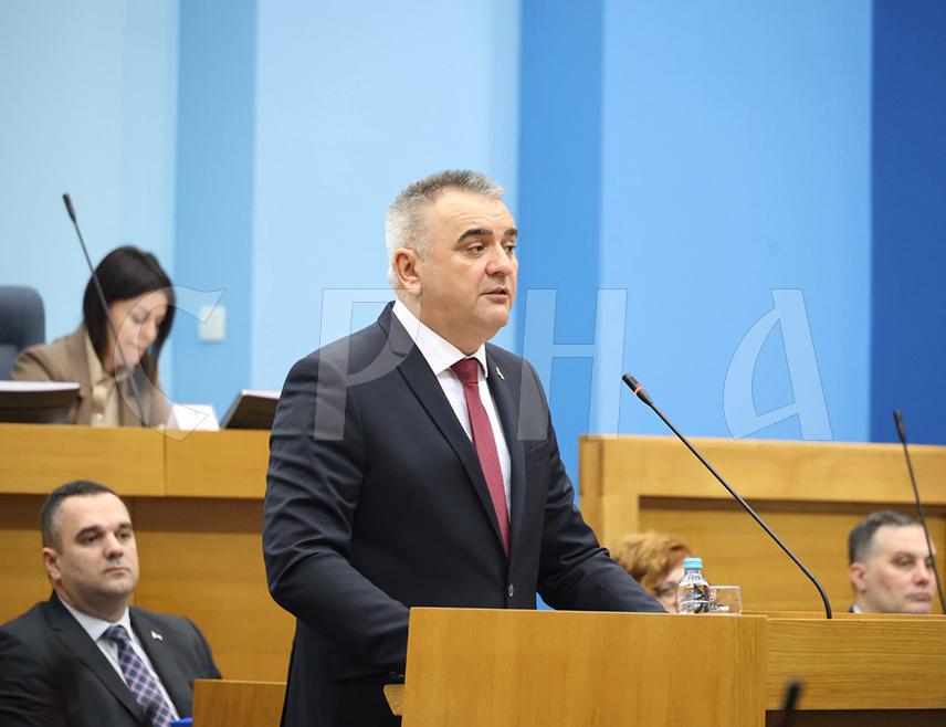 BANJA LUKA, JANUARY 18 /SRNA/ – Republika Srpska resigning Prime Minister Savo Minić says it is unacceptable for the Government's positive momentum to be interrupted by artificial crises, adding that he decided to submit his resignation as an act of responsibility, with the aim of ensuring political stability and continuity of governance.