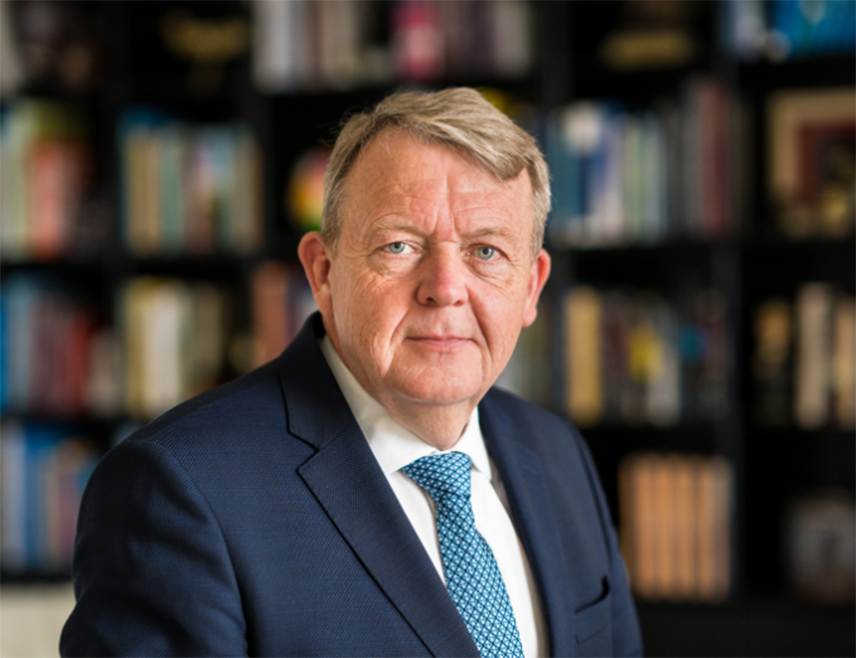 ОСЛО, 18. ЈАНУАРА /СРНА/ - Дански министар спољних послова Ларс Локе Расмусен изјавио је данас да Копенхаген покушава да убиједи америчког предсједника Доналда Tрампа да одустане од идеје да Сједињене Државе преузму Гренланд.