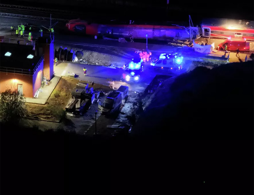 БУДИМПЕШТА, 19. ЈАНУАРА /СРНА/ - Мађарски премијер Виктор Орбан истакао је да Мађарска стоји у солидарности са шпанским народом, након што је у судару два воза на југу Шпаније погинуло најмање 39 људи.