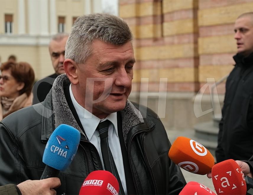 БАЊАЛУКА, 19. ЈАНУАРА /СРНА/ - Министар за научнотехнолошки развој и високо образовање Драга Мастиловић, ново име у Влади Републике Српске, најавио је данас да ће фокус у његовом раду бити доношење новог закона о високом образовању и новог закона о научноистраживачком раду.