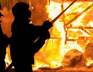 МРКОЊИЋ ГРАД, 20. ЈАНУАРА /СРНА/ - У пожару на породичној кући у Мркоњић Граду, који су локализовали припадници Ватрогасног друштва, нико није повријеђен, саопштено је из мркоњићке Полицијске управе.