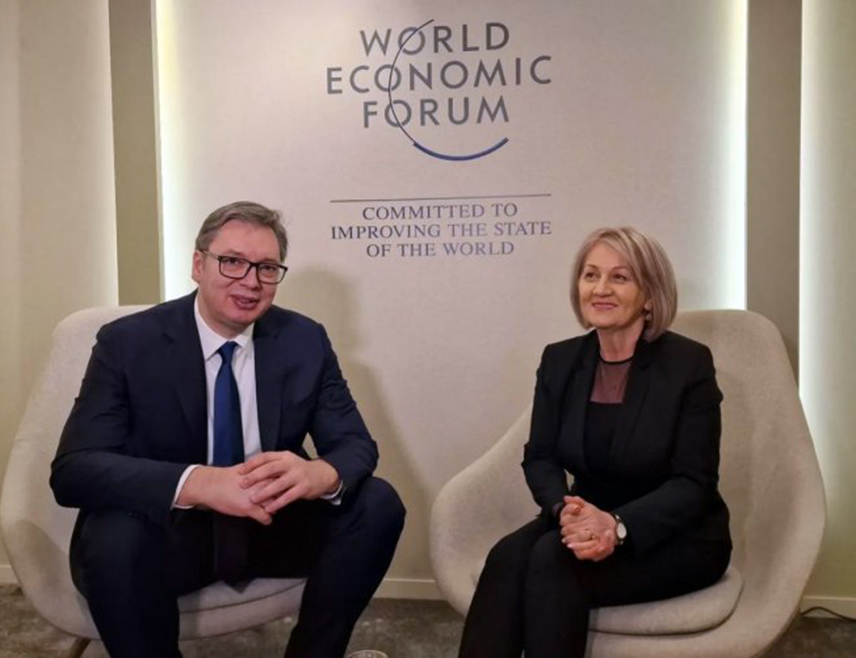 БЕОГРАД, 22. ЈАНУАРА /СРНА/ - Предсједник Србије Александар Вучић изјавио је да је данас у Давосу разговарао са предсједником Савјета министара Борјаном Кришто о заједничким пројектима и инфраструктурном повезивању Србије и БиХ, као и о другим важним темама.