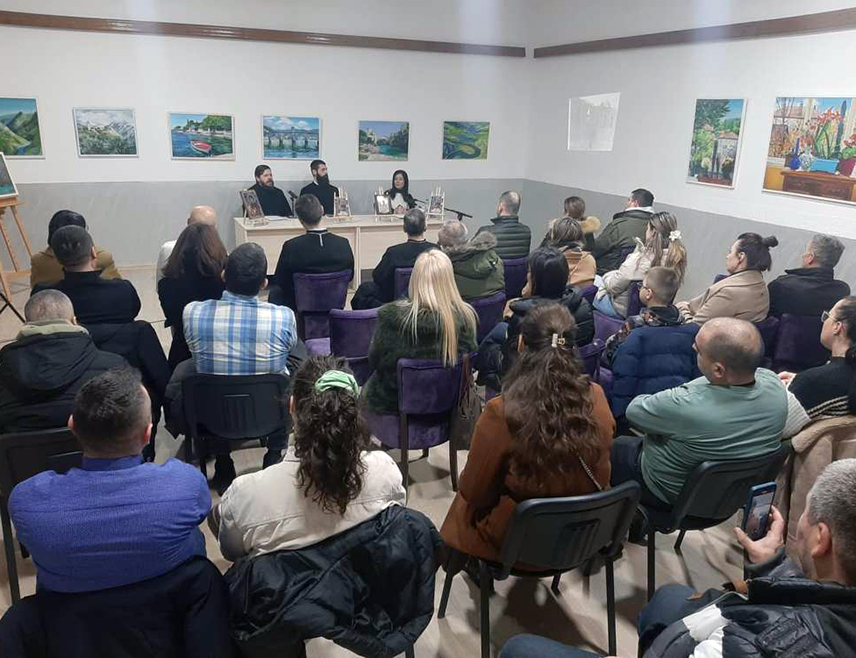 FOČA, January 23 /SRNA/ - The people of the Čajniče, Pljevlja and Foča regions miraculously preserved the Čajniče Krasnica - the wonder-working icon of the Most Holy Mother of God, during the most difficult times of World War II, firmly believing that by protecting this great holy relic they were protecting themselves and their families, it was said at a spiritual evening held in Foča.