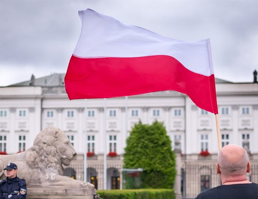 ВАРШАВА, 23. ЈАНУАРА /СРНА - РИА Новости/ - Државни буџет Пољске не предвиђа милијарду долара за уплату сталног мјеста у Одбору за мир, који је основао предсједник САД Доналд Трамп, изјавио је пољски министар финансија и економије Анджеј Домански.