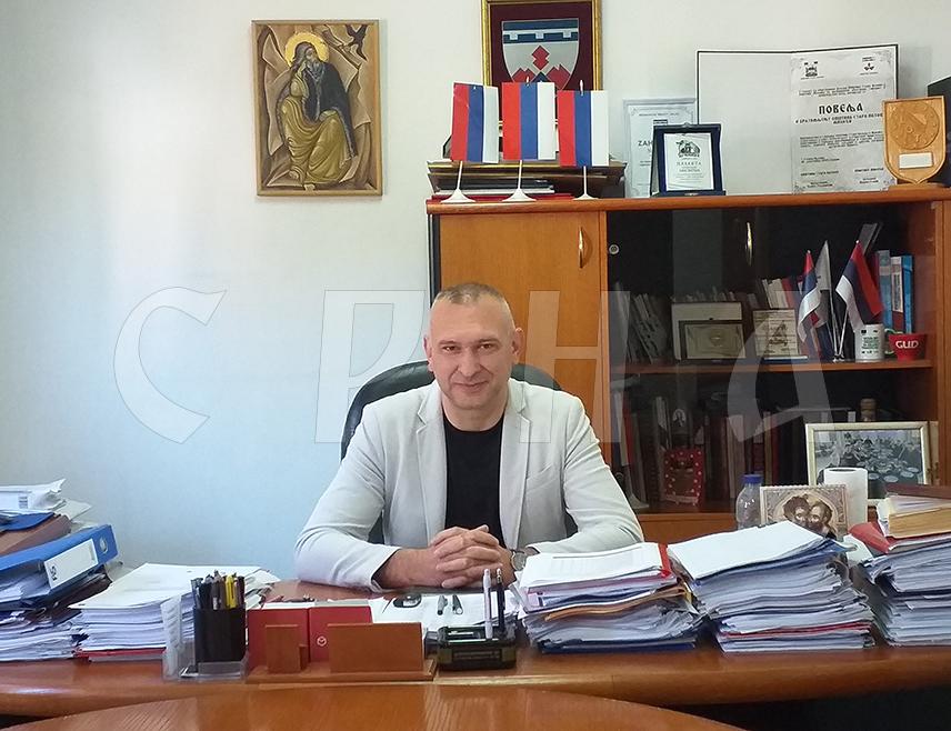 МИЛИЋИ, 24. ЈАНУАРА /СРНА/ - Начелник општине Милићи Марко Савић истакао је важност изградње брзе саобраћајнице Бијељина-Зворник-Соколац за цијелу регију, те напоменуо да је то један од најзначајнијих инфраструктурних пројеката који је финансијски захтјеван и за много веће државе од Републике Српске.