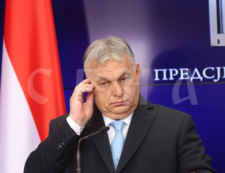 БУДИМПЕШТА, 25. ЈАНУАРА /СРНА/ - Мађарски премијер Виктор Орбан изјавио је да достојанство Мађарске није нешто о чему се може преговарати и да би то требало да запамти украјински предсједник Владимир Зеленски.