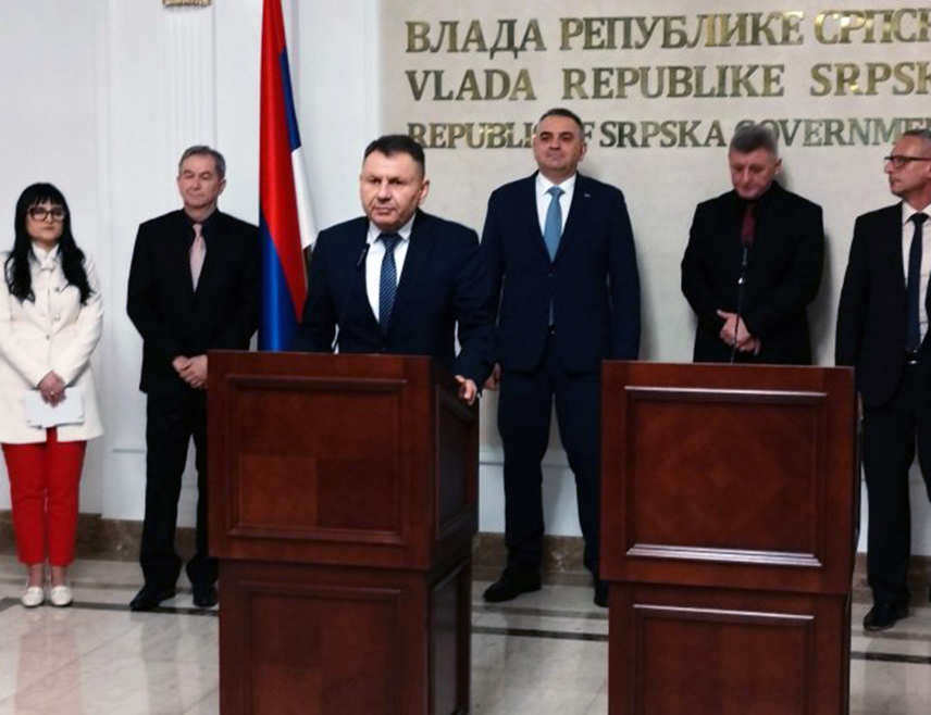 БАЊАЛУКА, 26. ЈАНУАРА /СРНА/ - Министар привреде и предузетништва Републике Српске Раденко Бубић истакао је данас у Бањалуци да преданим радом може унаприједити рад министарства које предводи.