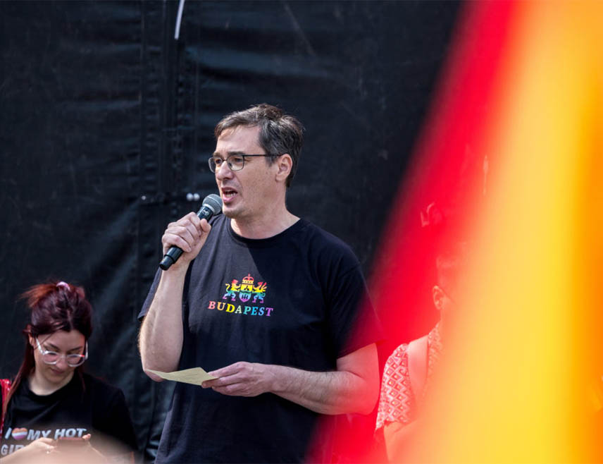 БУДИМПЕШТА, 28. ЈАНУАРА /СРНА/ - Мађарски тужиоци саопштили су да су подигли оптужницу против градоначелника Будимпеште Гергеља Карачоња због улоге у организовању демонстрација подршке правима ЛГБТ заједнице.