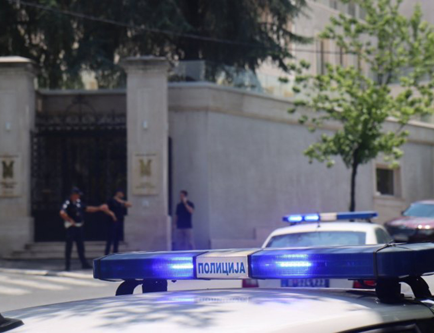 БЕОГРАД, 28. ЈАНУАРА /СРНА/ - У Београду је ухапшен деветнаестогодишњак осумњичен за убиство двадесеттрогодишњака у новембру на Новом Београду.