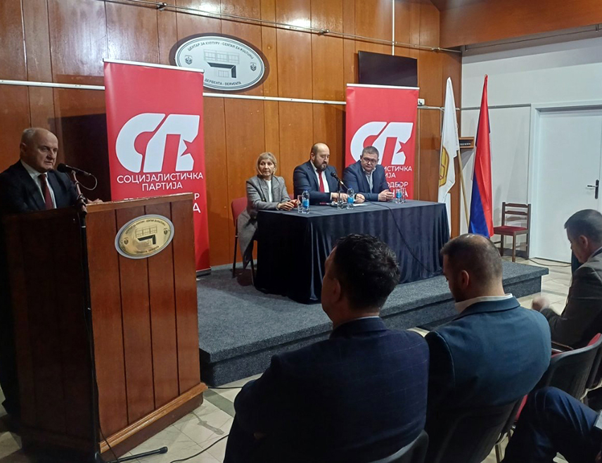 ДЕРВЕНТА, 29. ЈАНУАРА /СРНА/ - Предсједник Социјалистичке партије /СП/ Петар Ђокић најавио је да ће крајем марта бити одржан 10. Конгрес СП-а у Бањалуци.