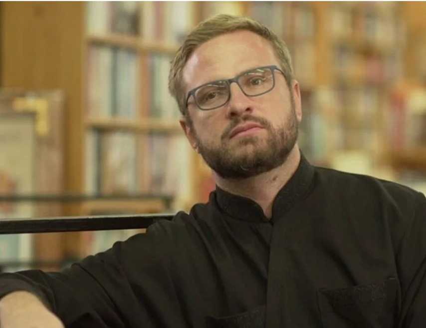 ИСТОЧНО САРАЈЕВО, 1. ФЕБРУАРА /СРНА/ - Декан Православног богословског факултета "Свети Василије Острошки" у Фочи Дарко Ђого изјавио је да је одузимање православних гробаља и светиња у Федерацији БиХ /ФБиХ/ дио политичког процеса, те да је на дјелу перфидан и смишљен пројекат да се оне прво препишу у својину "државе", а да након тога њима располаже неко други.